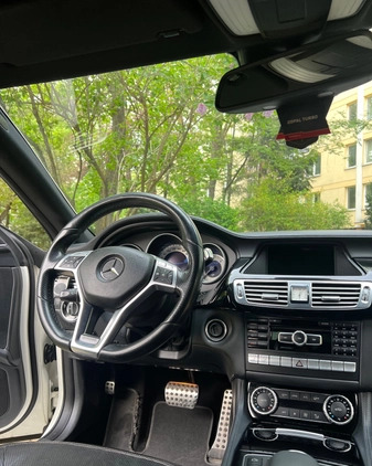 Mercedes-Benz CLS cena 86000 przebieg: 235000, rok produkcji 2011 z Warszawa małe 277